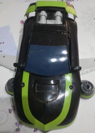 Macchina giocattolo 