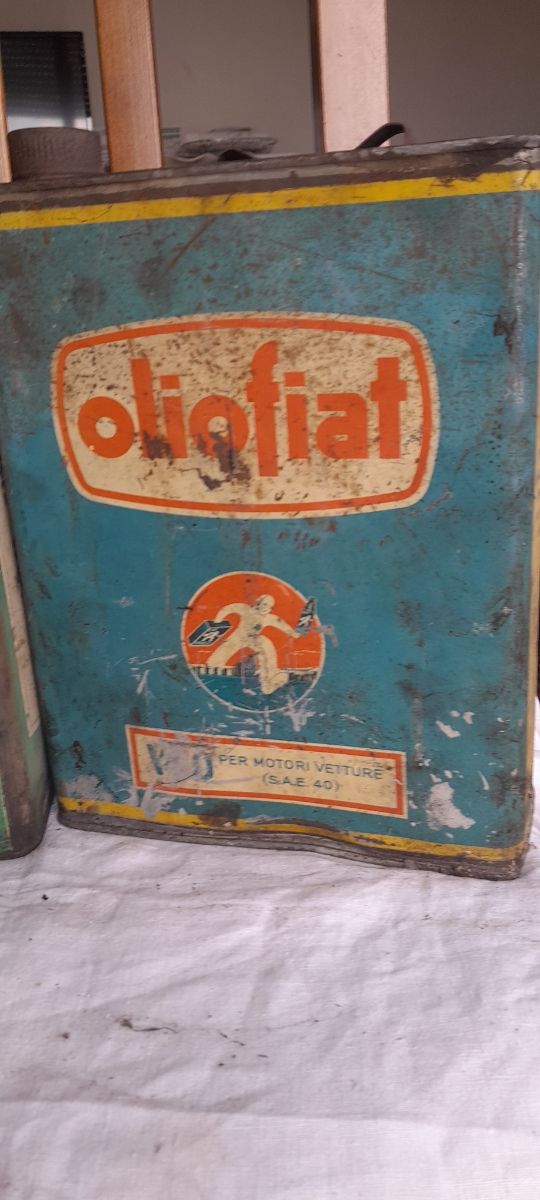 Latta olio Fiat vintage omino Marcello Nizzoli 