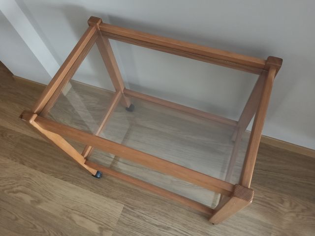 Mesa o camarera multiusos en madera