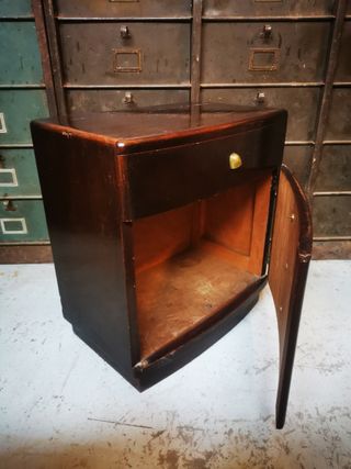 Mesitas antiguas. Art deco. Vintage