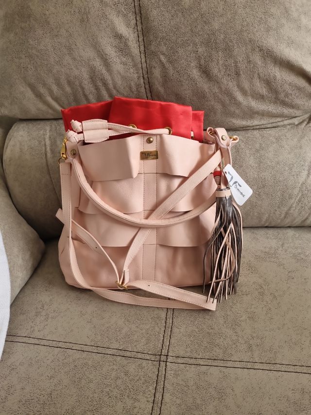 Bolso de piel o de cuero sin estrenar con cinturón