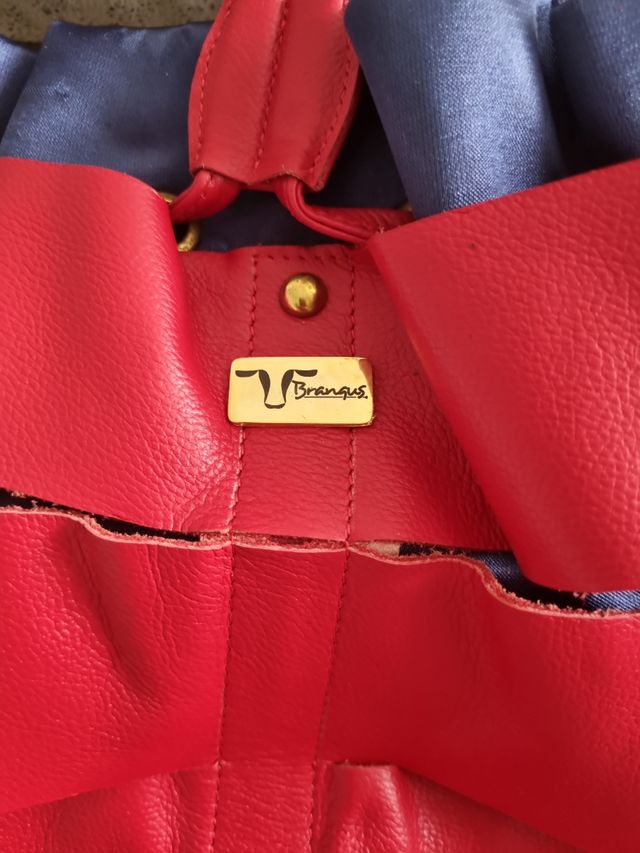 Bolso de piel o cuero sin estrenar con cinturón 