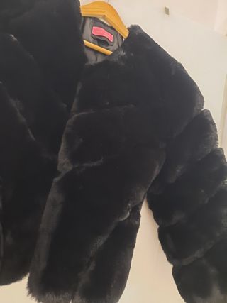 Bolero negro corto