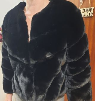 Bolero negro corto