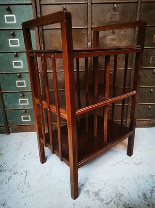 Estantería de madera. Librería. Antigua