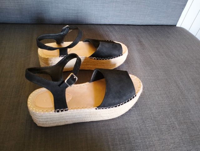 Sandalias cuña