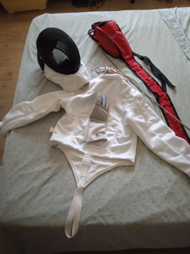 Equipación esgrima niño/a