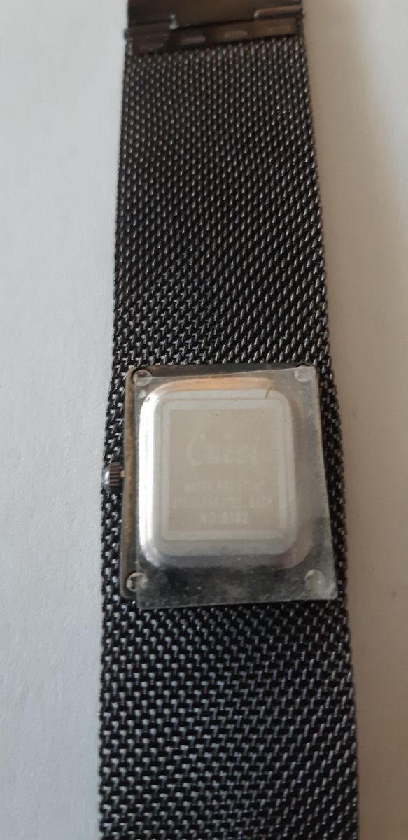 Reloj pulsera de mujer quartz.