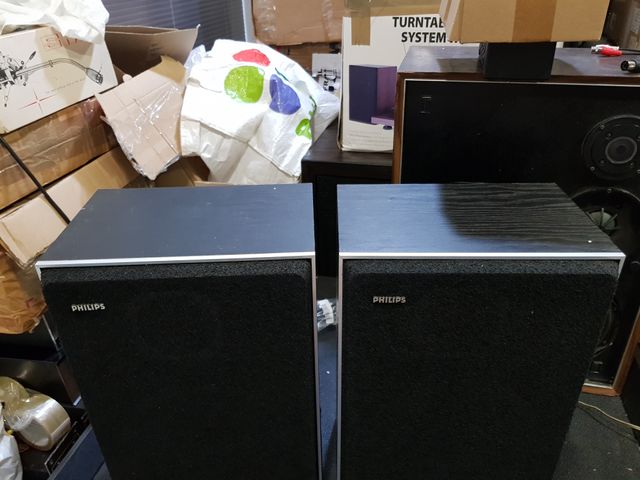 Altavoces Philips Black Tulip 22AH48300R