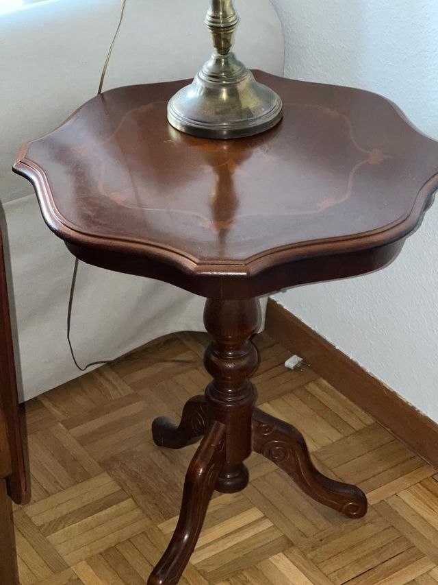 Mesa velador madera
