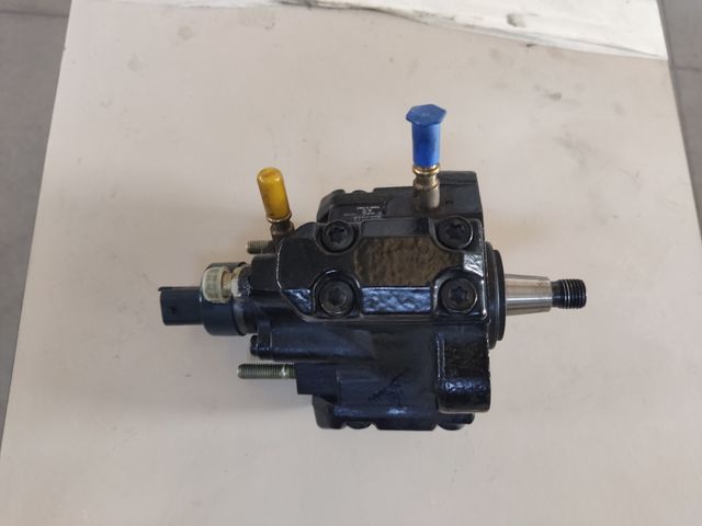 BOMBA INYECTORA RENAULT