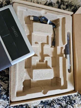 Tableta gráfica Wacom Bamboo CTH-470