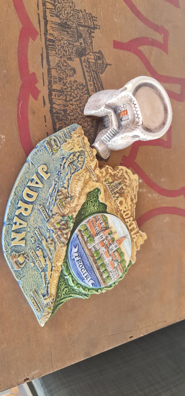 Souvenir ceramica in rilievo + TORRE - CROAZIA TRO