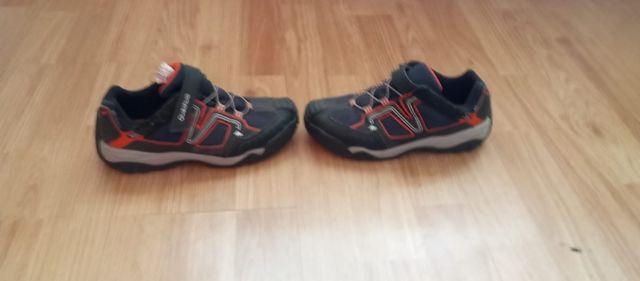 Zapatillas Quechua Talla 33