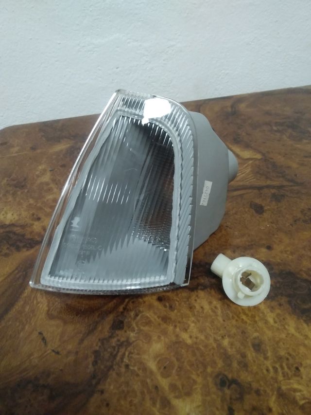 Opel Omega Piloto delantero    Nuevo