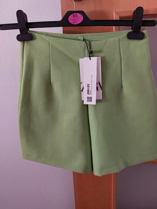 Falda pantalón Zara