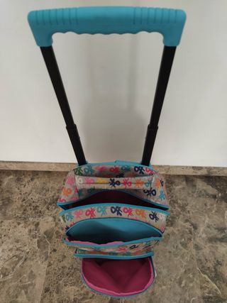 Mochila trolley y estuche marca Benetton