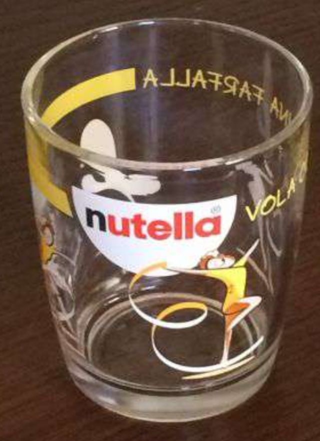 Bicchiere Nutella 2012 vola come una far