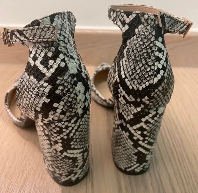 Scarpe donna pitonate