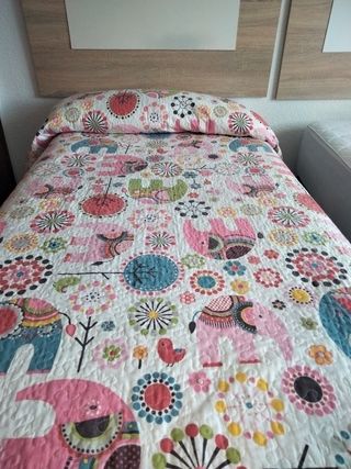 Colcha para cama de 90.