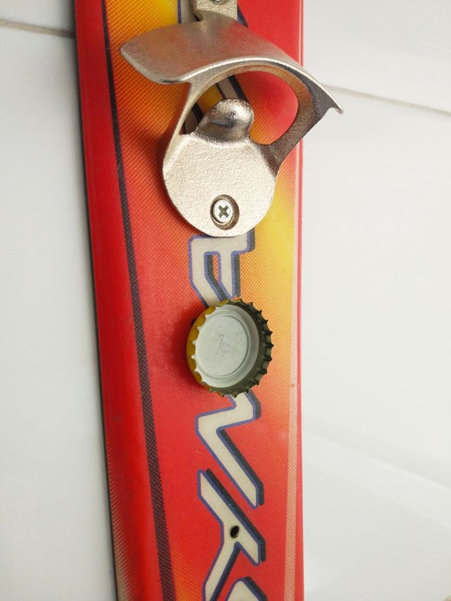 Abridor botellas esquí