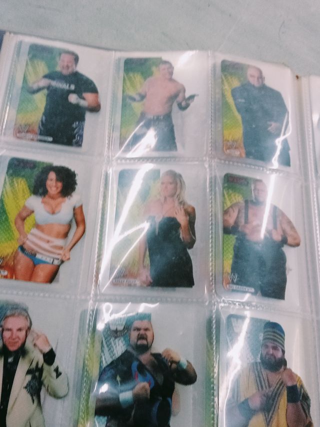 WWE NEW ALBUM LAMINCARDS