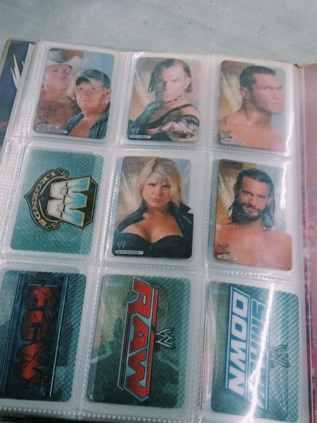 WWE NEW ALBUM LAMINCARDS