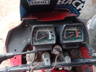 Moto Merlín nómada 450