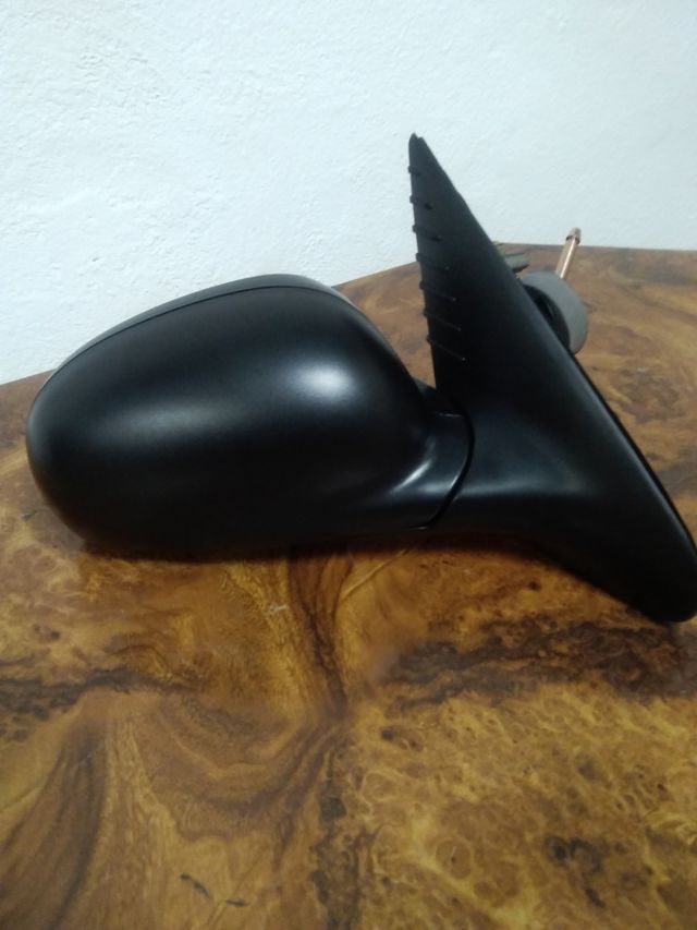 Peugeot 406 Espejo Derecho  95-99