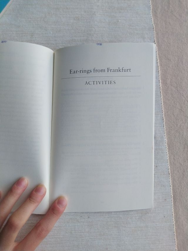 Libro Ear-rings from Frankfurt