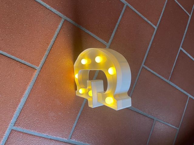 abat-jour a forma lettera G