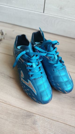 Botas de fútbol N° 39 Joma