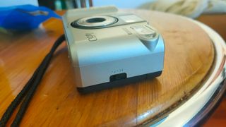 Cámara de fotos Kónica Z Up 60