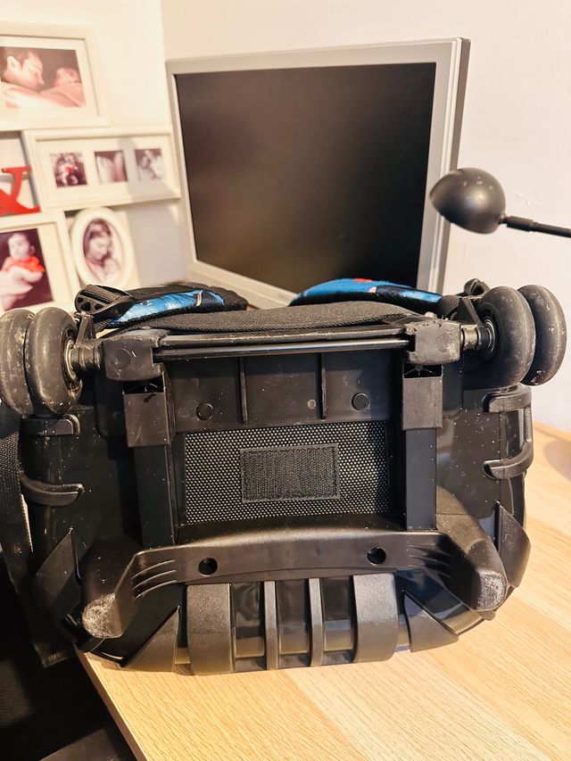 Mochila con ruedas Totto nueva