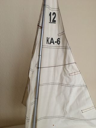 Antigua maqueta de Velero Australia II