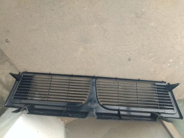 rejilla de Lancia Delta