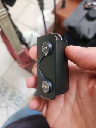 auriculares marca akg Samsung galaxy note10+ 3.5mm