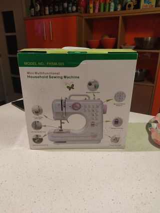 Maquina de coser Mini