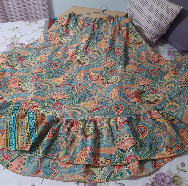 faldas seda India sin estrenar.