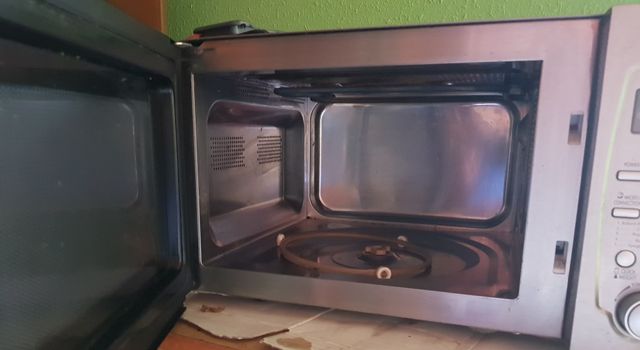 Microondas Inoxidable SOLO HASTA EL MIÉRCOLES 