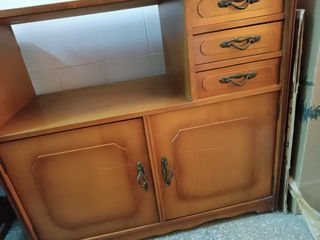 MESA PARA TELEVISIÓN