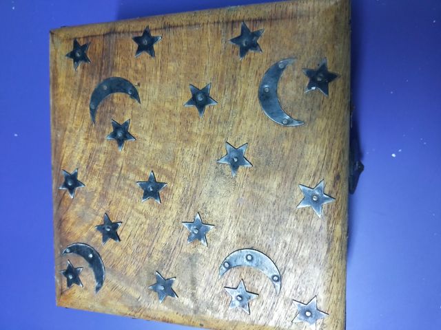 Piedras energéticas con cajita