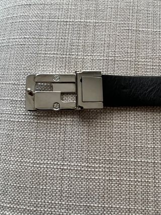 Cinturón Gucci con hebilla