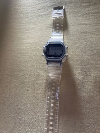 reloj digital unisex como nuevo