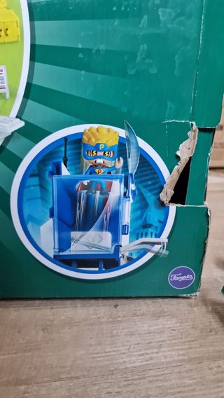 Pinypon trampas en la comisaria