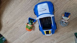 Pinypon trampas en la comisaria