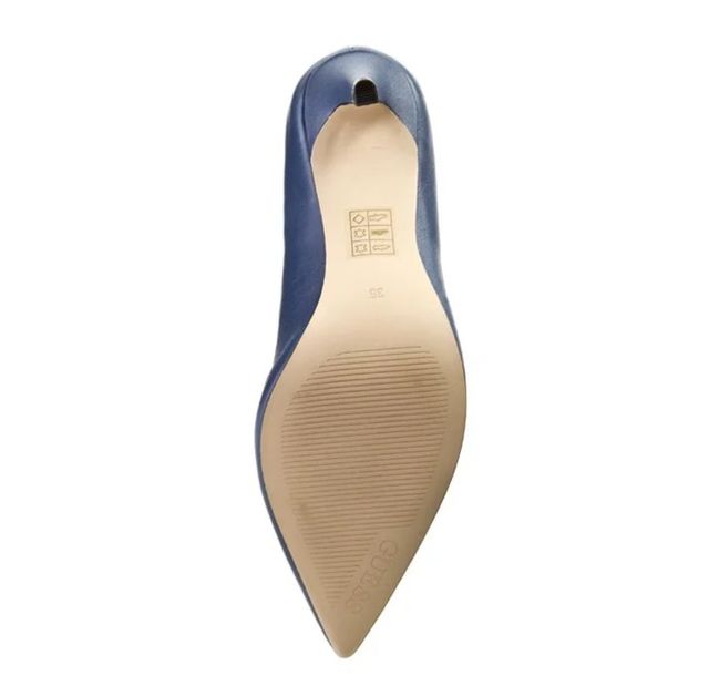 Zapatos de salón Guess