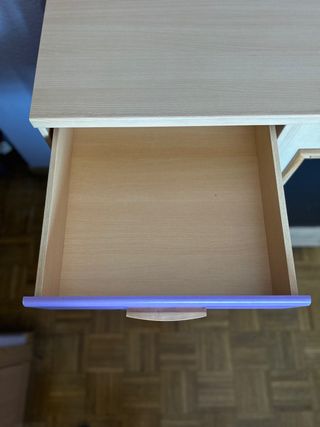 Comoda con zapatero y pizarra