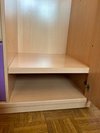 Comoda con zapatero y pizarra
