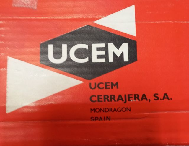 Cerradura de sobreponer